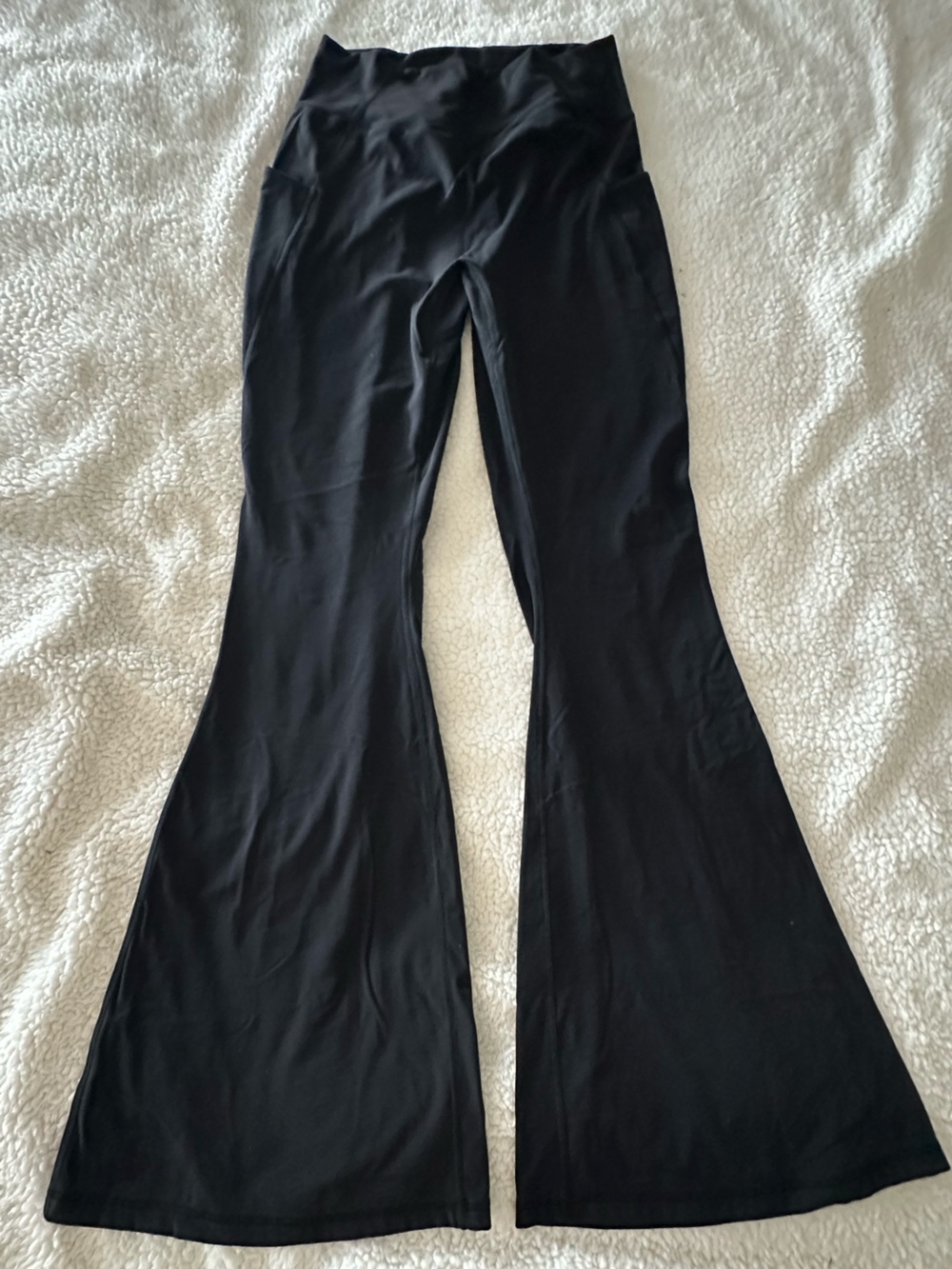 Buffbunny Flare Leggings - Picture 2 of 7